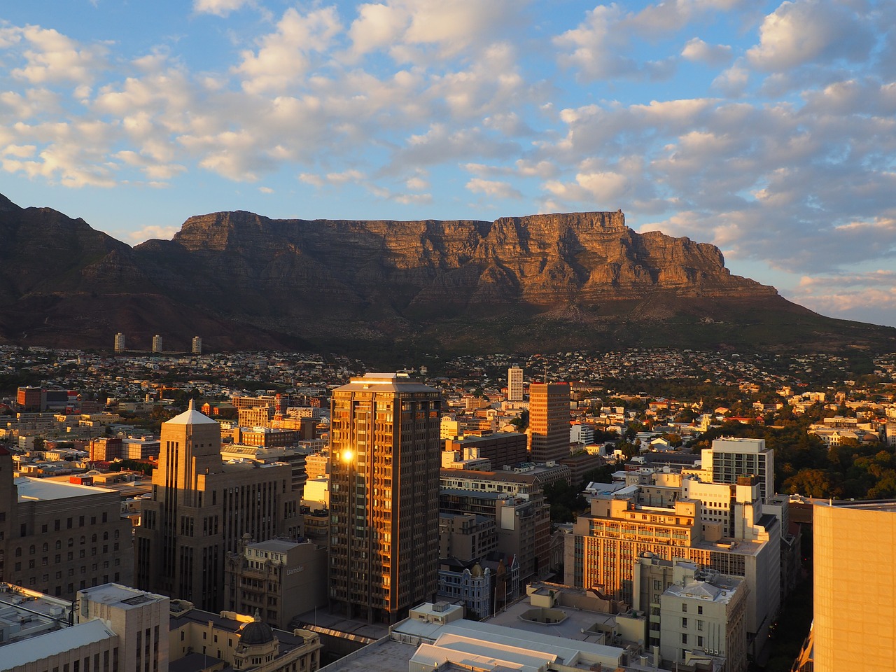 Città del Capo con Table Mountain View